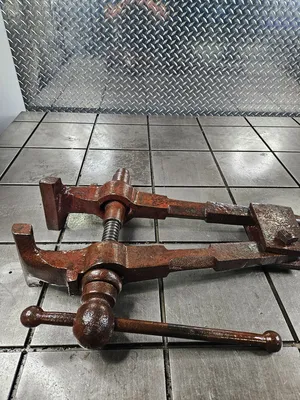 IRON CITY BLACKSMITH POST VISE Tooling | GMT (3)