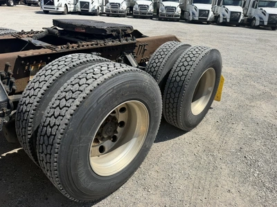 Used 2009 VOLVO VNL Conventional trucks Indiana US | Miedema Asset Management Group #1414638