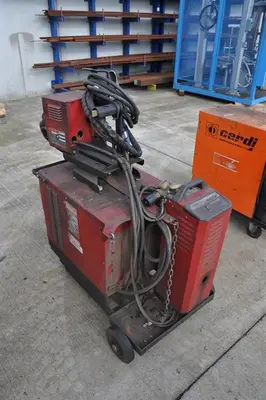 USED LINCOLN 400 AMP
