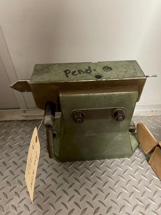 Used _UNKNOWN_ _UNKNOWN_ Tailstocks | Harris Machine Tools, Inc. #406721