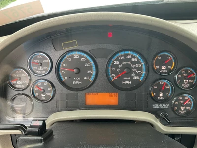 Used 2012 INTERNATIONAL 7400 Bucket (boom) trucks California US | Big Truck & Equipment #1412191