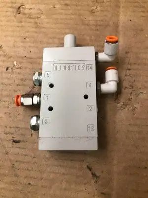 Numatics L22JA452O000000 4-Way Air Pilot Valve 14.5-145PSIG