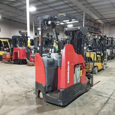 USED 2021 RAYMOND 425-C40QM