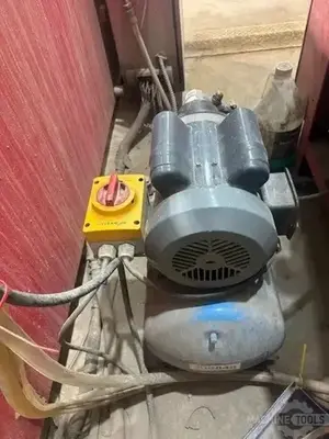 USED 2010 OMAX MAXIEM 1530