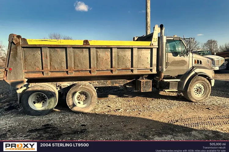 Used 2004 STERLING LT9500 Mobile Cranes Iowa US | Proxy Equipment #1377695