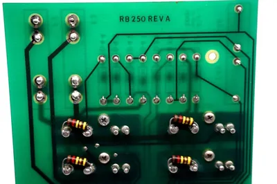 USED ELECTRONIC MACHINE RB250 OUTPUT BOARD REV.A