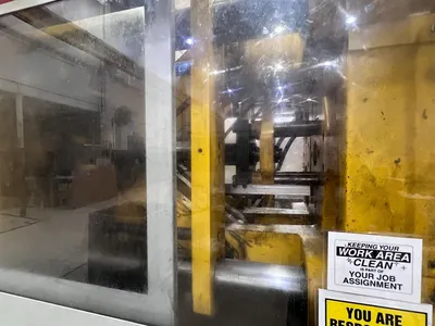 1997 VAN DORN DEMAG 300HT30 Plastic Injection Mold | Universal Press & Machinery (UPM) (14)