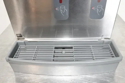 FOLLET 425 LBS AIR COOLED ICE MAKER/WATER DISPENSER (CHEWABLE ICE) MODEL 24CI425A-S