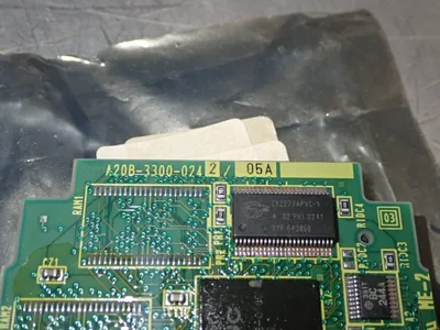 NEW FANUC A20B33000242