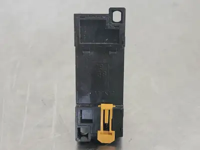 USED OMRON LY2N