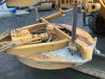 1998 Caterpillar 140HNA