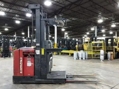 USED 2019 RAYMOND OPC30TT
