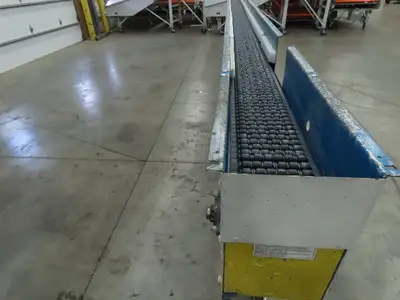 New London Engineering 8"x 20' Plastic Roller Belt Accumulating Conveyor 460V
