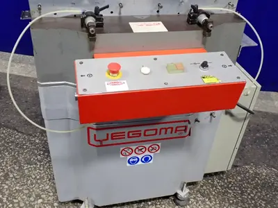 USED 2001 WEGOMA SD31