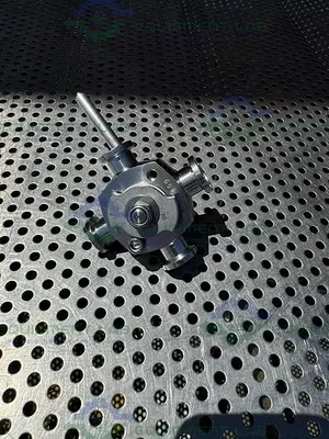 USED GE HEALTHCARE SALVI DN10 1220 4-WAY 316 VALVE 18-1012-57 W/1/2" SANITARY FITTING