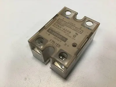 USED OMRON G3NA-420B