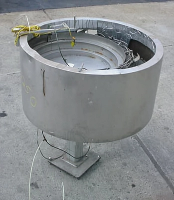 USED RHEIN NADEL AUTOMATION SRC N BOWL FEEDED