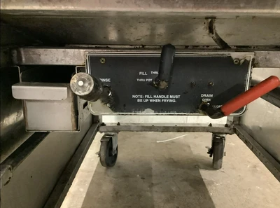 152-0194 BKI FKM Electric Pressure Fryer