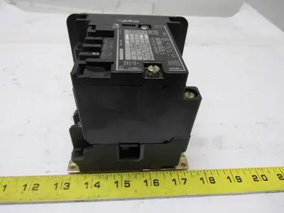 Square D Class 8502 SCD2 Ser A 600V 10Hp Contactor 120V Coil Adder Pole