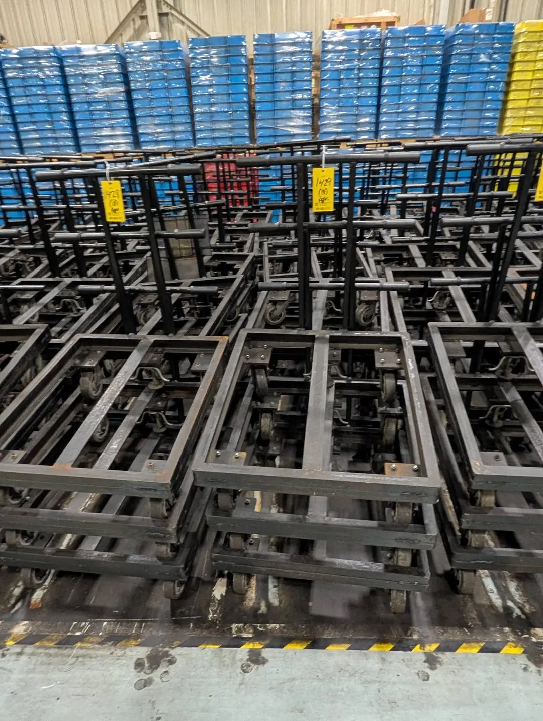 (18) Rolling Material Carts