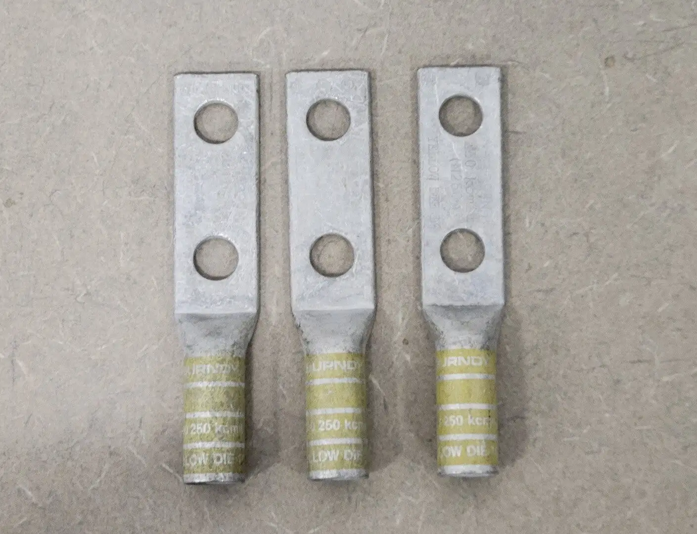 USED BURNDY YA292N