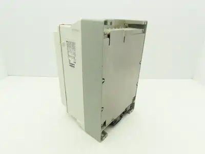 Allen Bradley 20AD040C3AYNANC0 PowerFlex 70 AC Drive 30Hp 480VAC 3Ph 40A Ser A