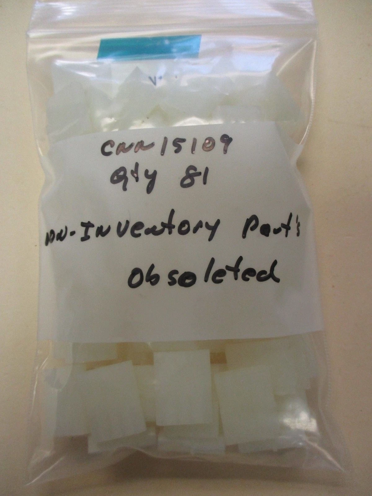 New CNN15109 4-pin Soft Plug Housing Connectors (QTY 81)