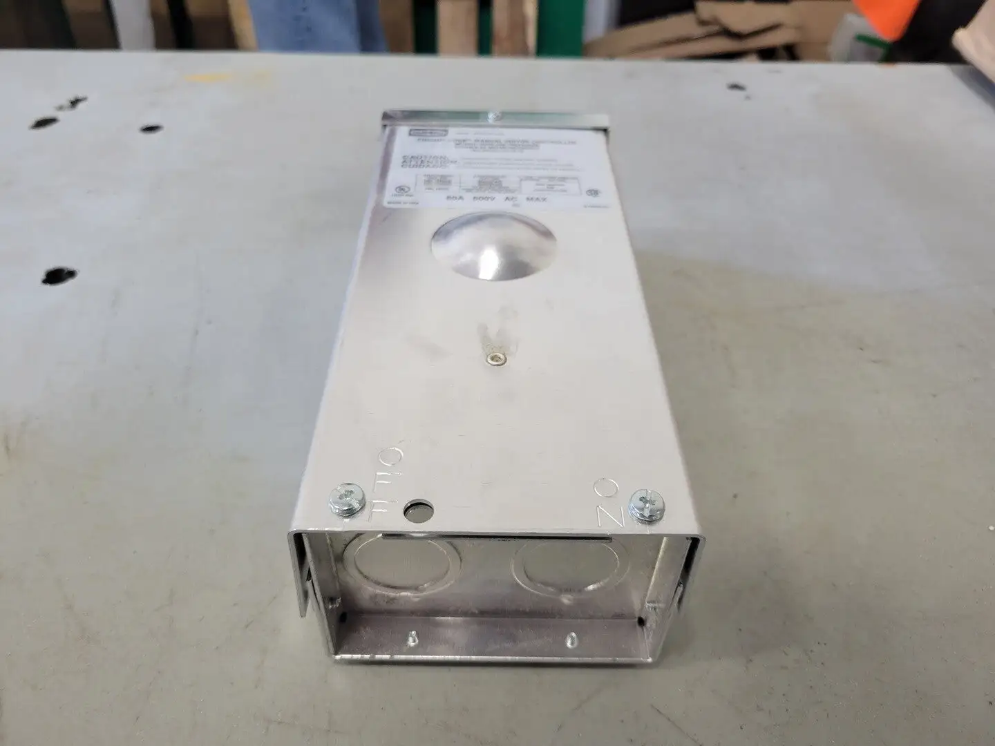 New | in-Stock HUBBELL HBL16 Switchgears British Columbia CA | Lenmark #242002