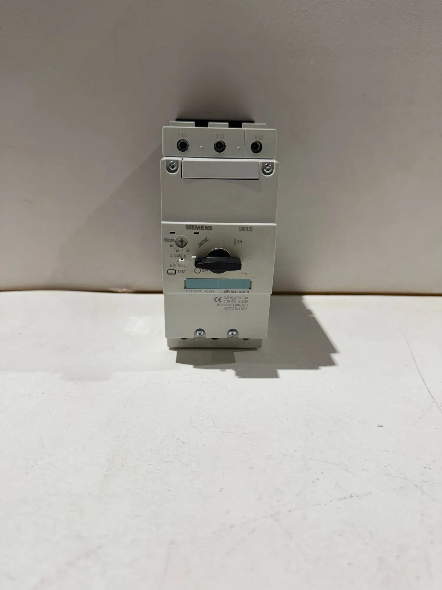 NEW SIEMENS 3RV1041-4JA10
