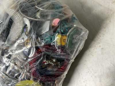Used _UNKNOWN_ _UNKNOWN_ Jewelry & Gemstones Michigan US | Miedema Asset Management Group #1760463