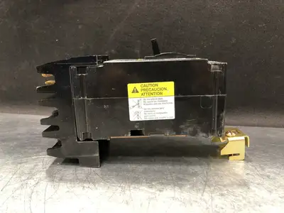 USED SQUARE D FA26040AC