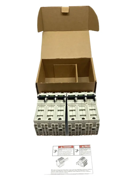 Used EATON BUSSMANN CUBEFUSE FUSIBLE DISCONNECT 60A 600V 3-POLE BOX OF 2 Disconnects Michigan US | Maverick Industrial Sales #1091441