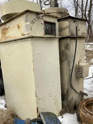 Used ATLAS COPCO DUST COLLECTOR Dust Collectors Pennsylvania US | East West Machinery & Drilling #1417063