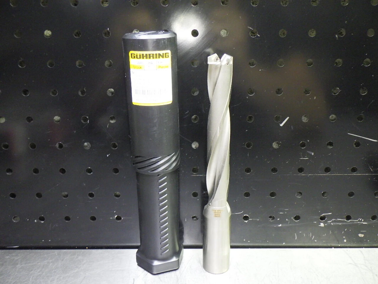 Guhring 20.24-21.03mm Coolant Thru Drill 1" Shank 9052430210050 (LOC2828C)
