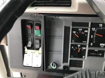 USED 2002 INTERNATIONAL 4800