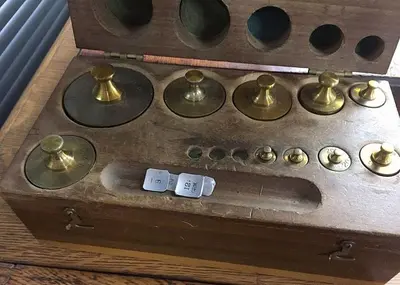 2899-385 Antique H. Kohlbusch Balance Beam Scale with Set of Weights Circa 1890