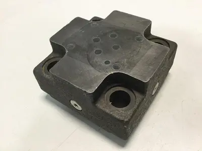 USED VICKERS CVC25D1S210AP12Z108A99