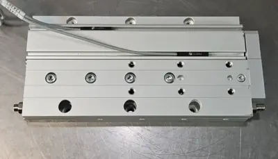 SMC MXF16-75 pneumatic slide loc5E8
