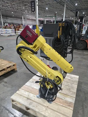 USED 2016 FANUC ArcMate 120iC + R-30iA