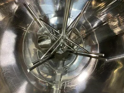 Lidded SS Hopper With Agitator - LIKE NEW CONDITON