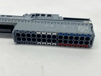 USED SIEMENS SIMATIC ET 200SP BASE UNIT BU15-P16+A0+12B/T