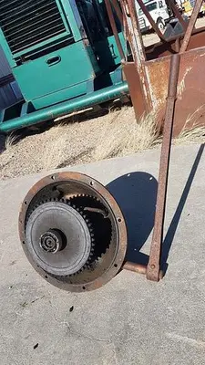USED TWIN DISC C-108-HP5 PTO/OVER CENTER CLUTCH