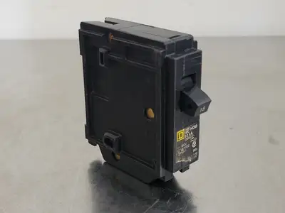 USED SQUARE D HOM115