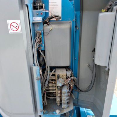 USED 2016 Genie Z-30/20N
