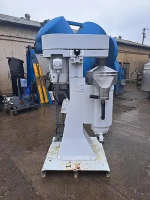 USED 1983 SHARPLES AS-26VHC