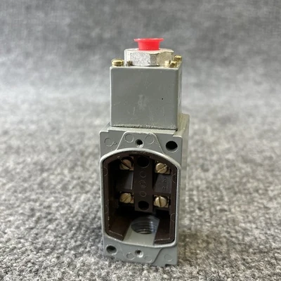 New | in-Stock Allen-Bradley ["7-36379", "Z-36379"] Switch Parts California US | Davliegogo LLC #1707044