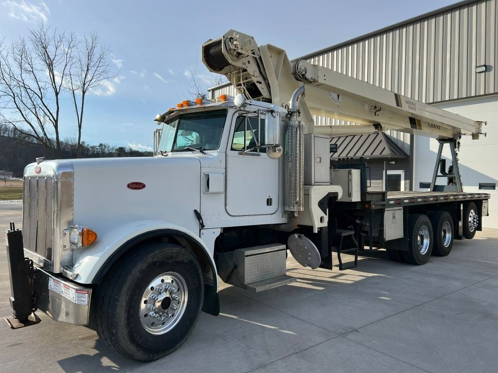 Used 2004 NATIONAL 14127H Truck-Mounted Cranes Connecticut US | Quality Cranes & Equipment #1485771