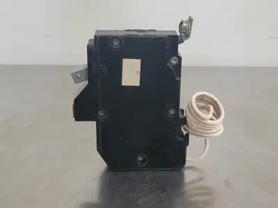 Used CUTLER-HAMMER CHB120 Switchgears British Columbia CA | Lenmark #241501