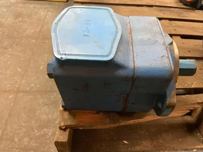 Used REFURBISHED 45V50A-1A22 Pumps | Surplus Asset Holdings #1206193
