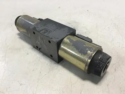USED VICKERS DG4V-3S-6C-M-U-HL7-60-EN490